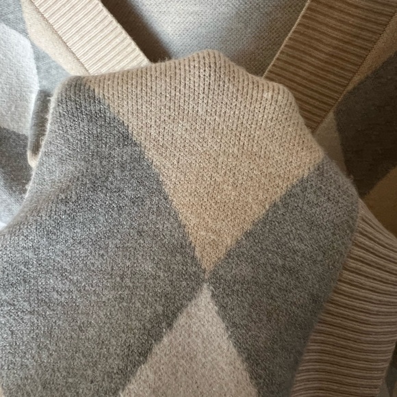 Evereve Argyle Pippa Cardigan - Picture 13 of 14